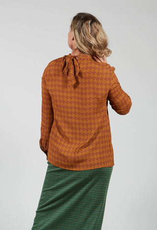 Niù Dogtooth Blouse in Gold - Olivia May