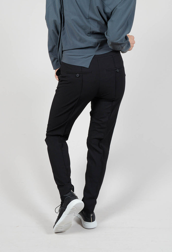 Tailored Straight Leg Trousers in Nero
