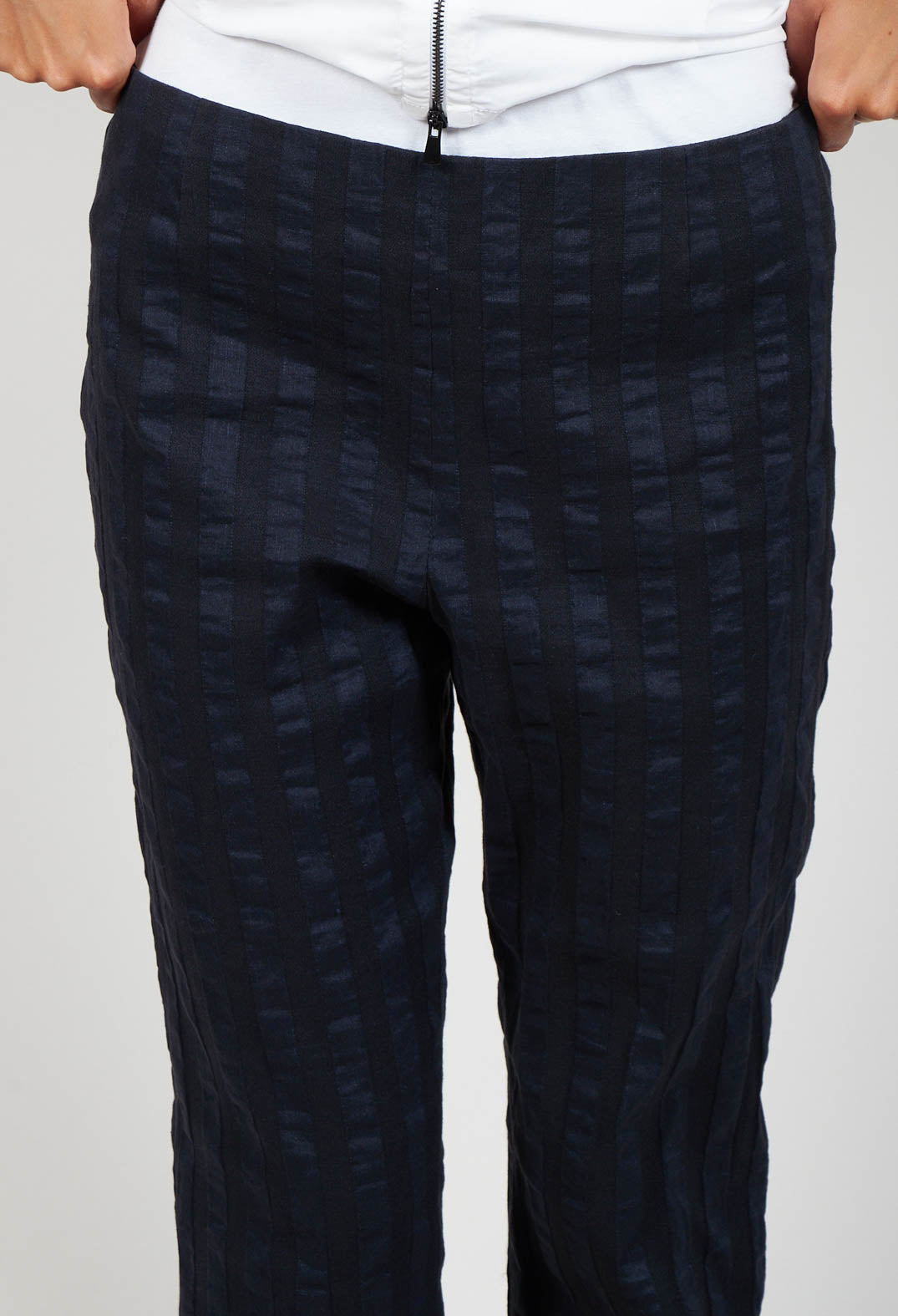 3/4 Trousers in Stripe / Navy