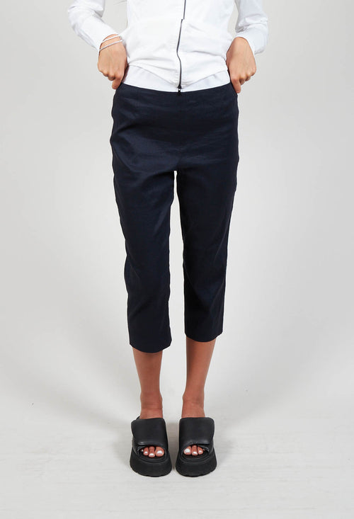 3/4 Trousers in Navy