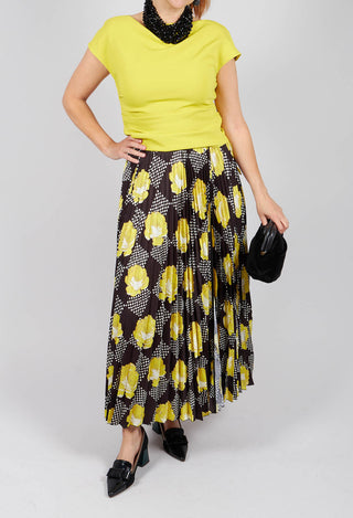 Pleated Midi Skirt in Yellow