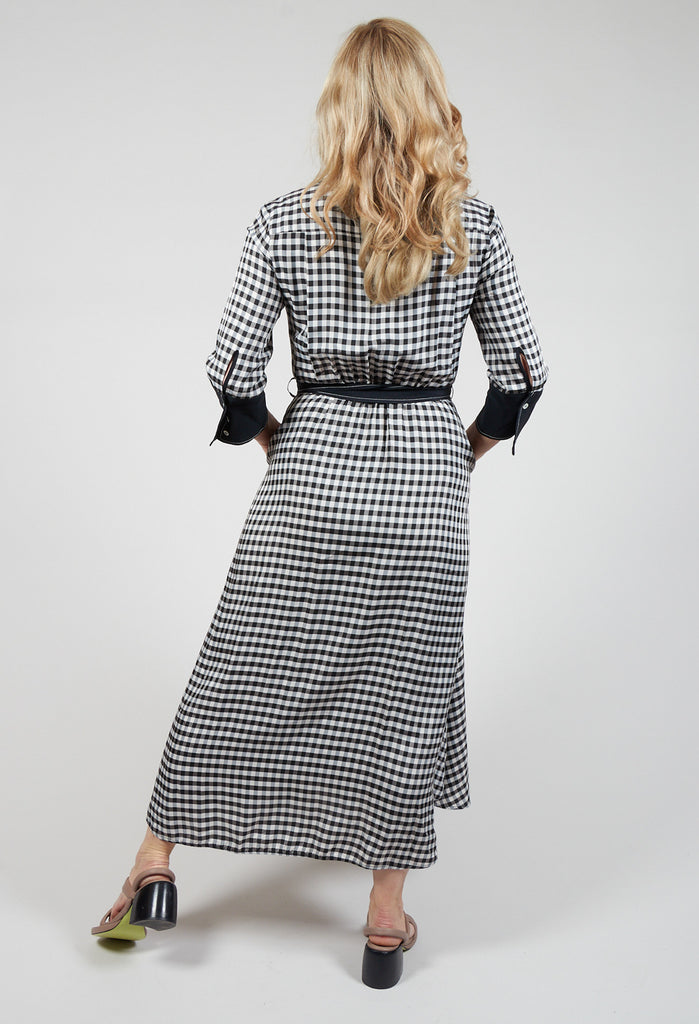 shirt dress in black checked with long sleeves