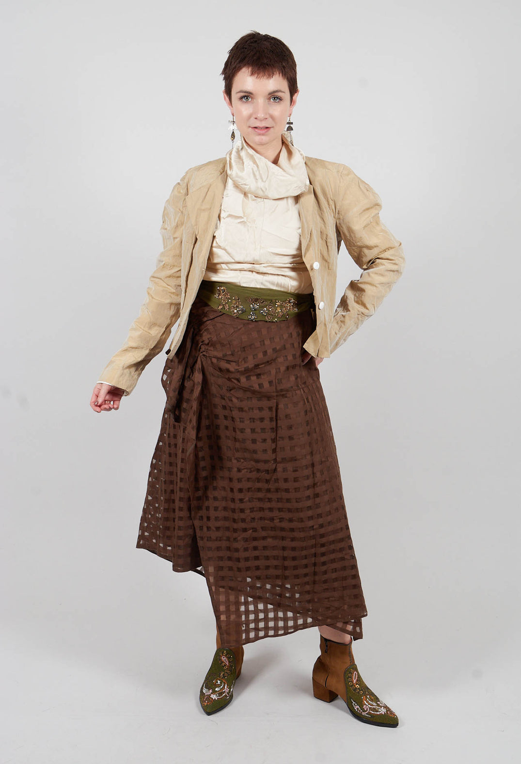 Collarless Jacket in Miele