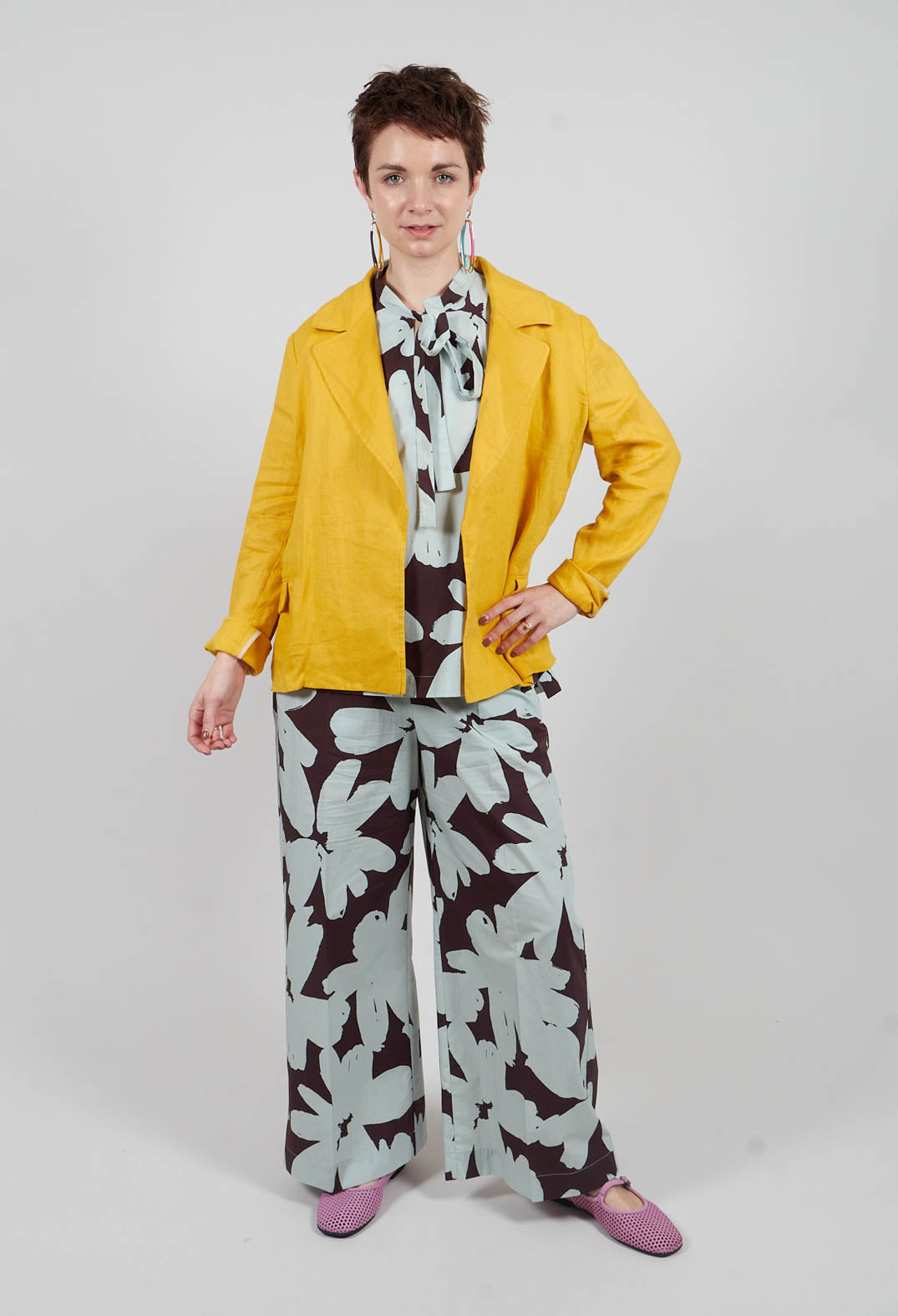 Straight Leg Trousers in Stampa Moka and Menta