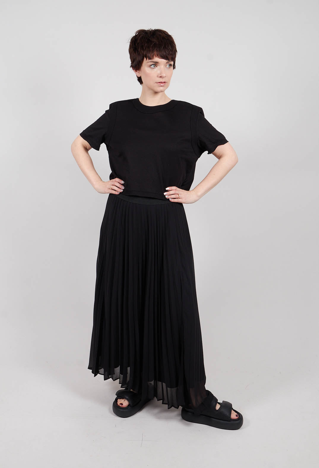 Pleated Skirt in Black