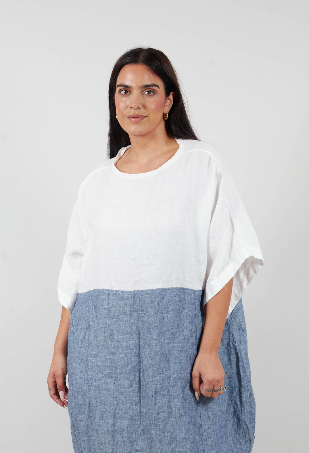 Oversized Dress in White / Blue