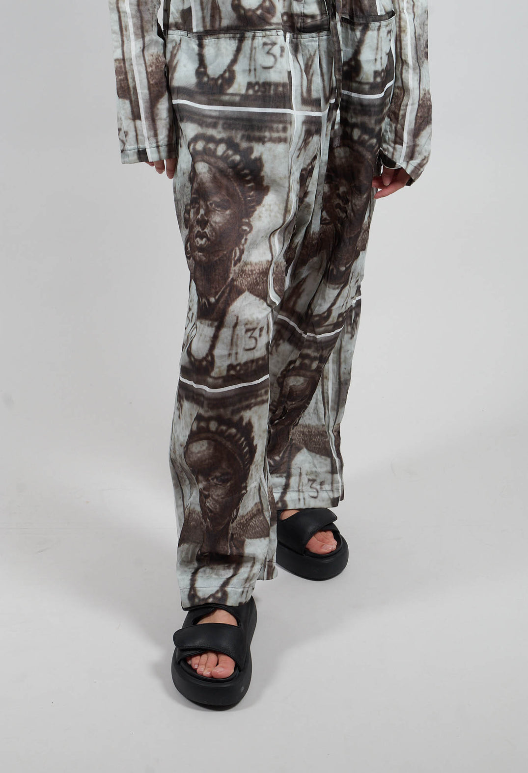 Jumpsuit in Brown Print