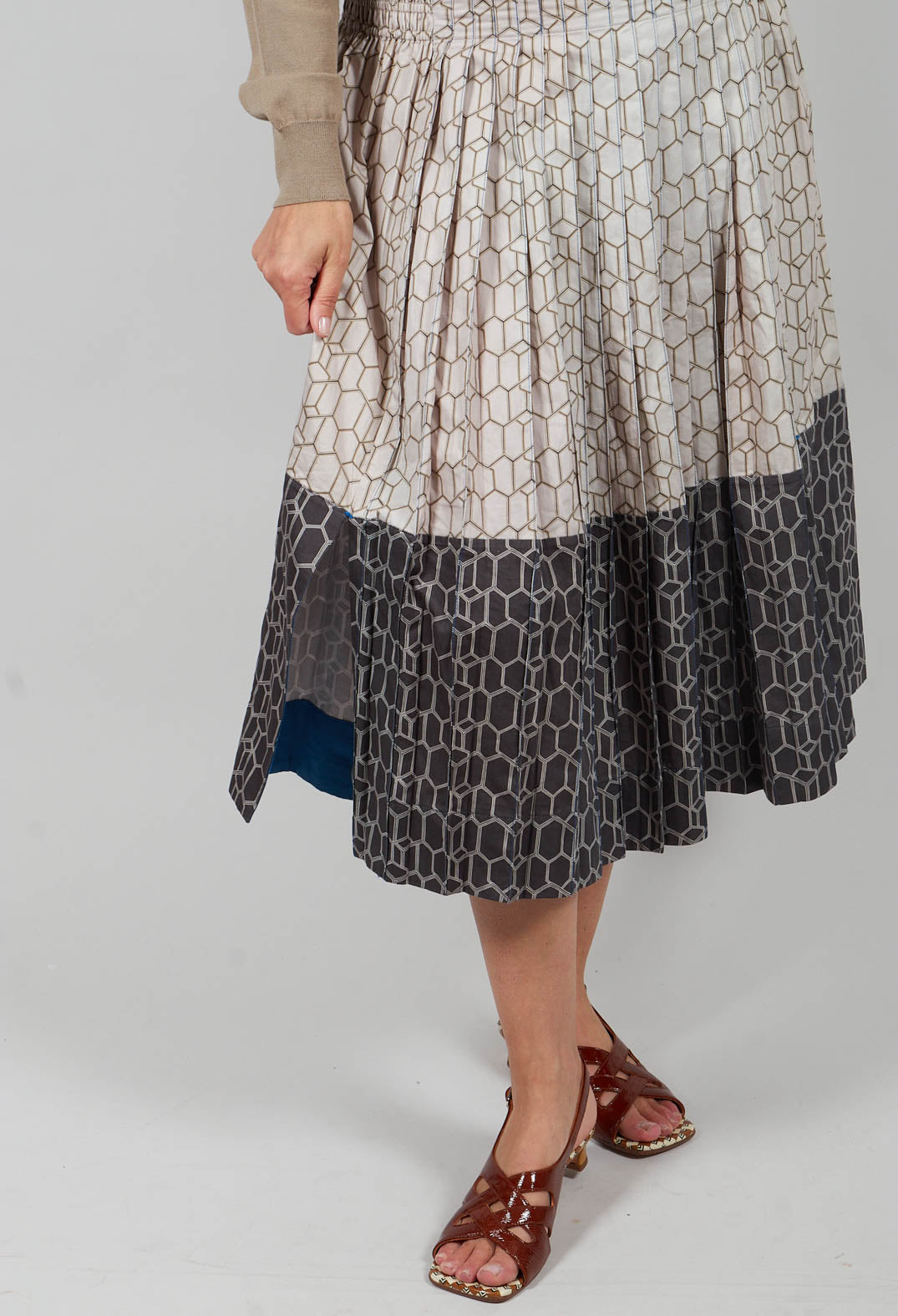 Multipleats Atena Skirt in Moonstruck