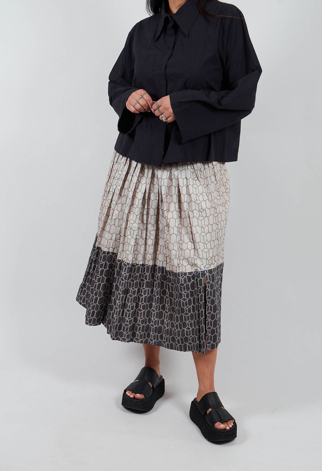 Multipleats Atena Skirt in Moonstruck