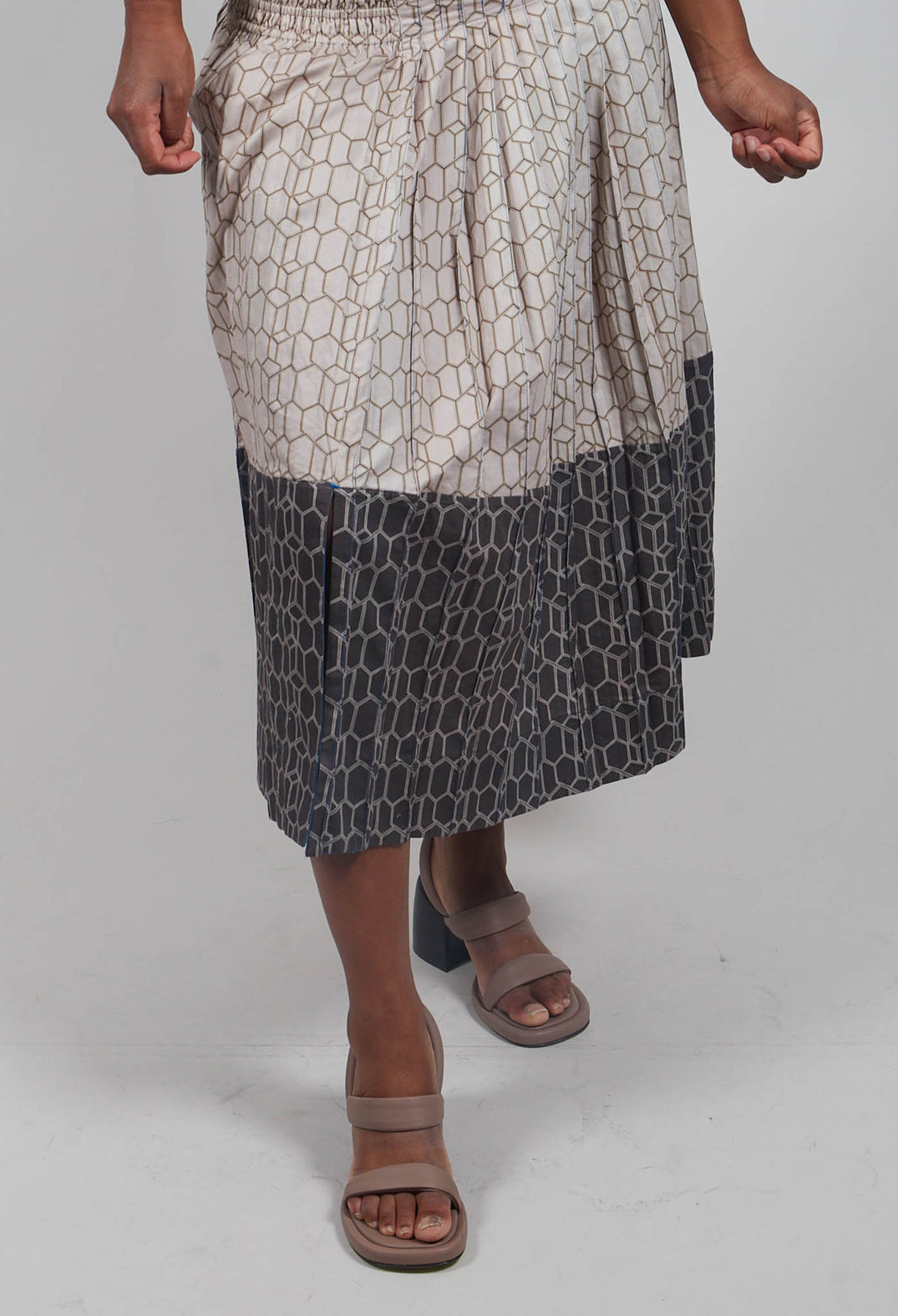 Multipleats Atena Skirt in Moonstruck