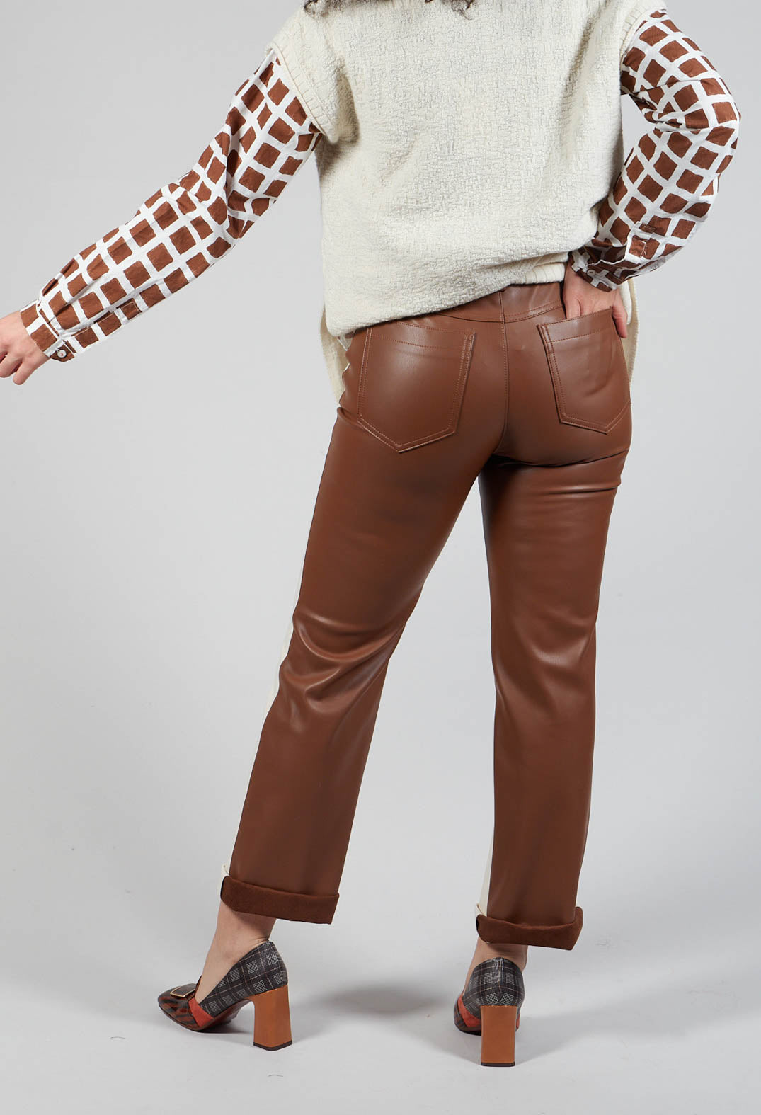 Leather Trousers in Cream / Brown