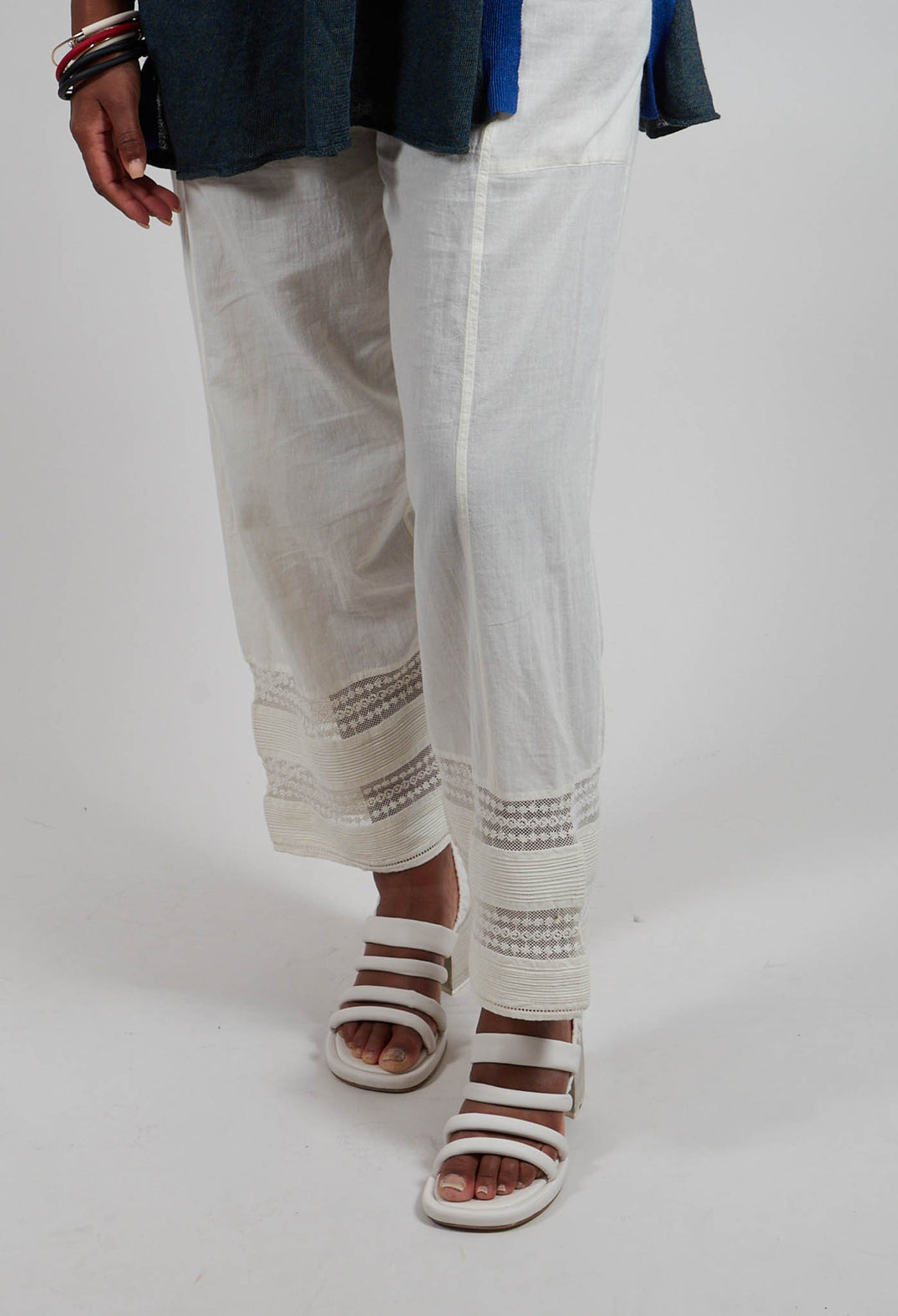 Trousers Elba Laces in Natural