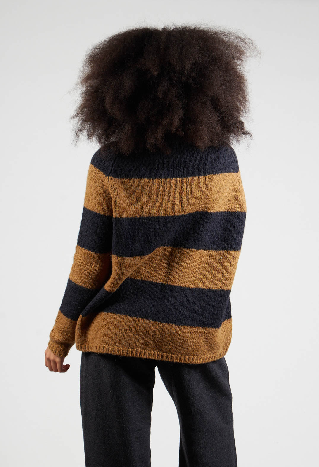 Jumper in Tobacco Black
