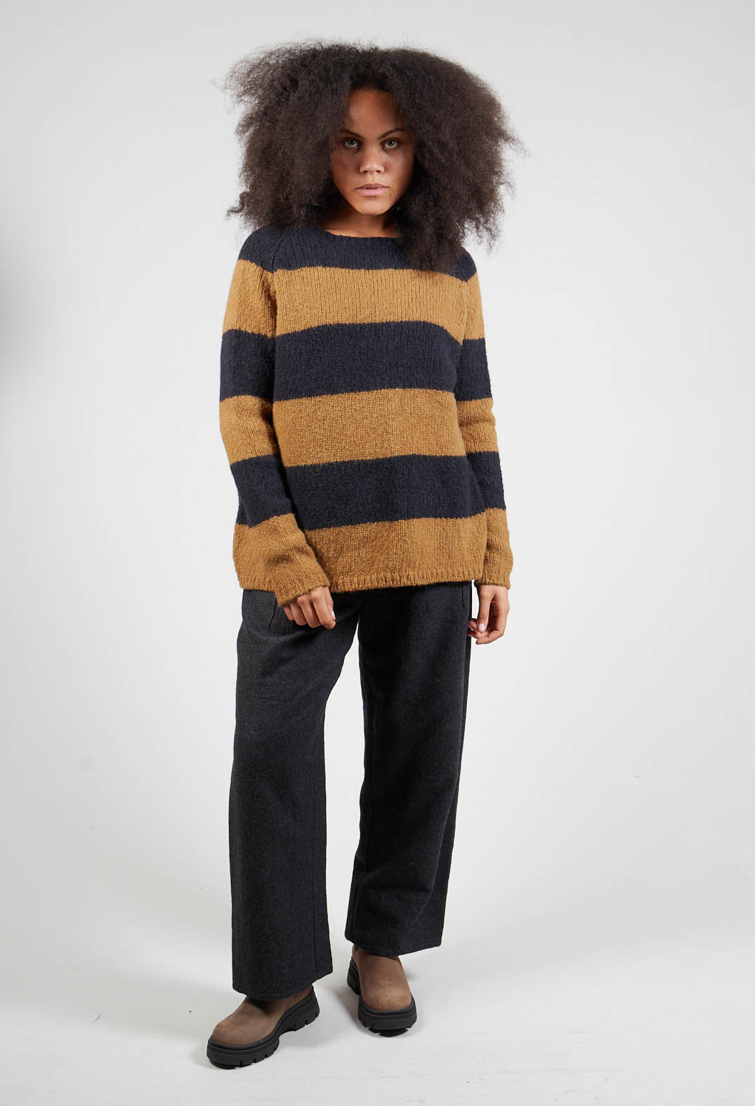 Jumper in Tobacco Black