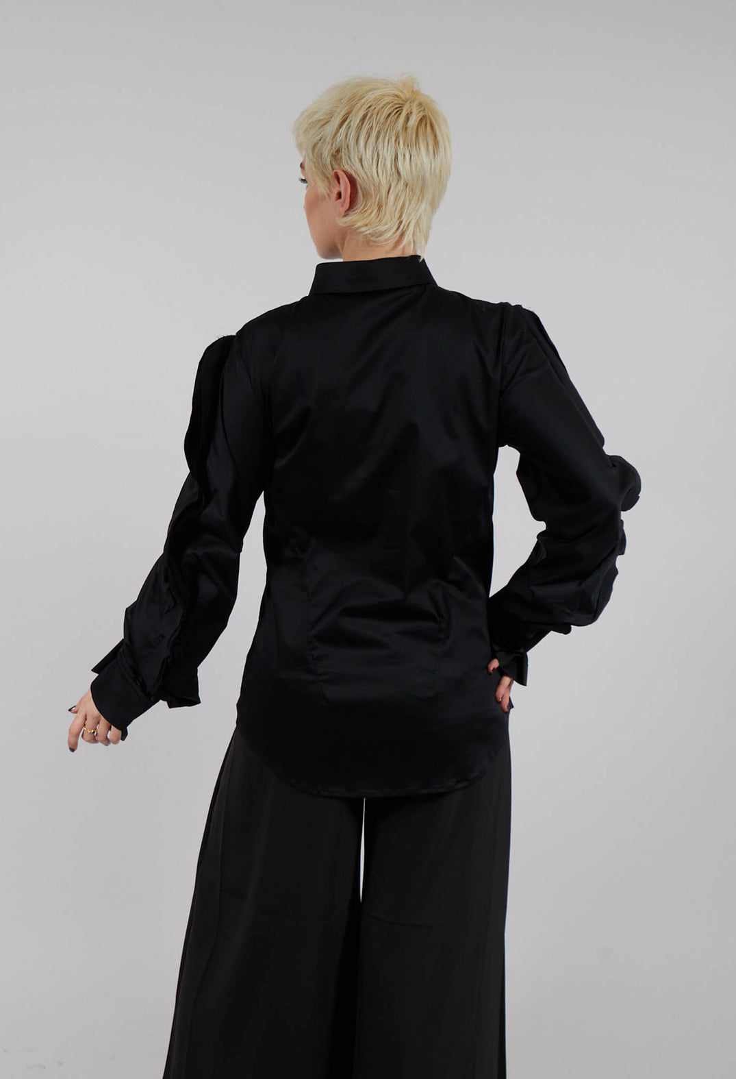 Amana Shirt in Black