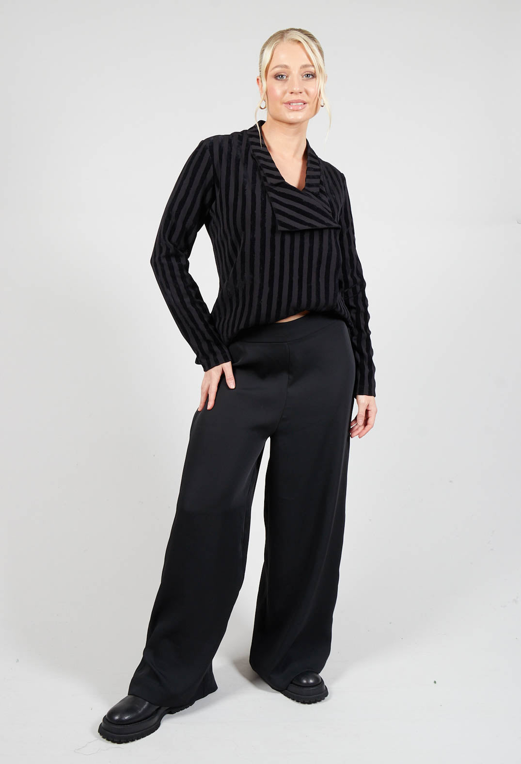 Wide Leg Trousers in Black