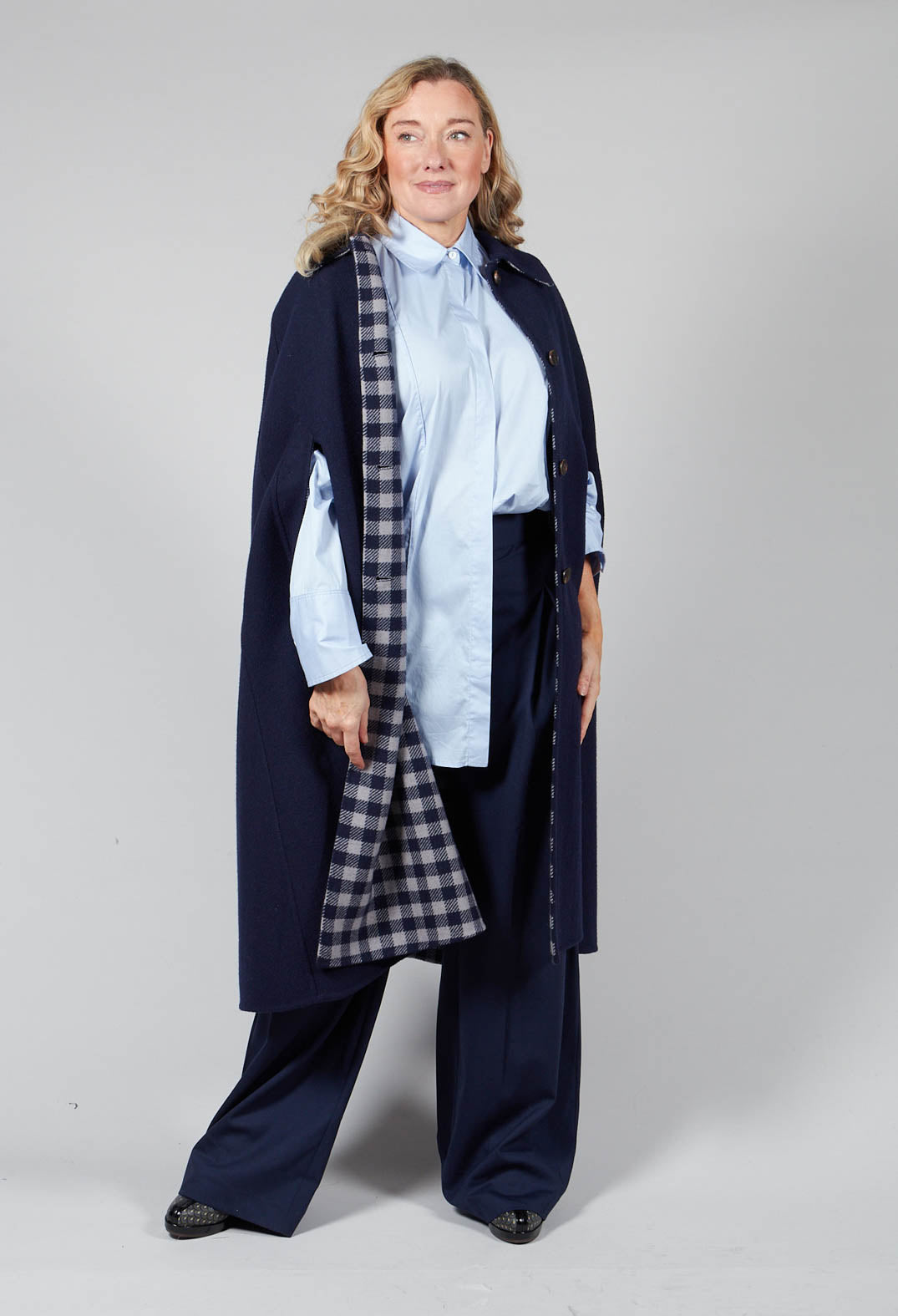 Pleated Straight Leg Trousers in Granato Bleu