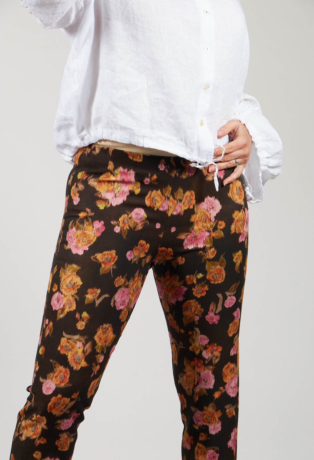 Trousers in Nero / Rosa