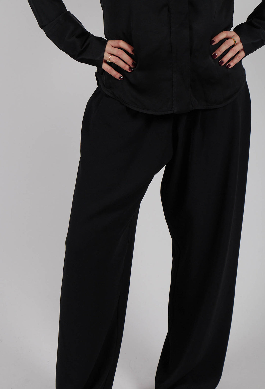 Straight Leg Trousers in Black