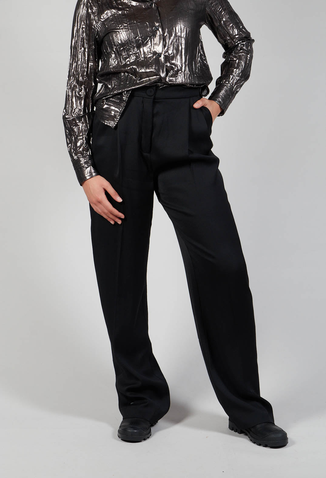 Tailored Palazzo Trousers in Nero