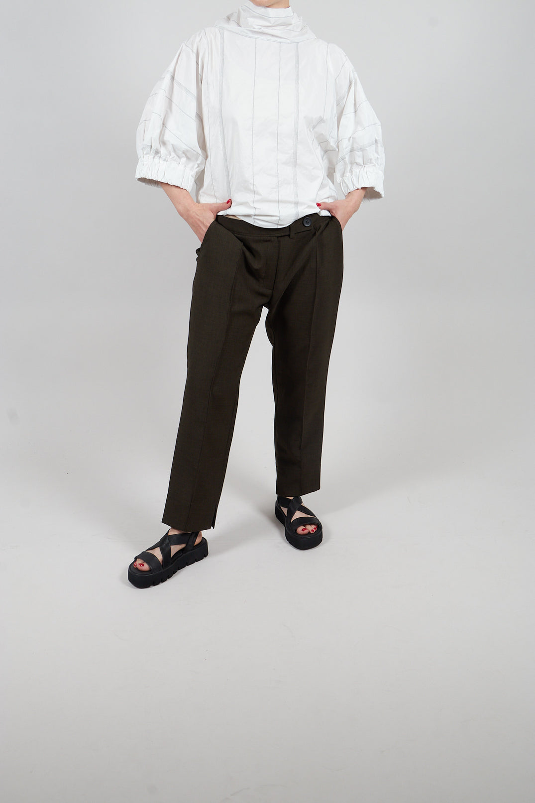 Straight Leg Trousers in Charcoal