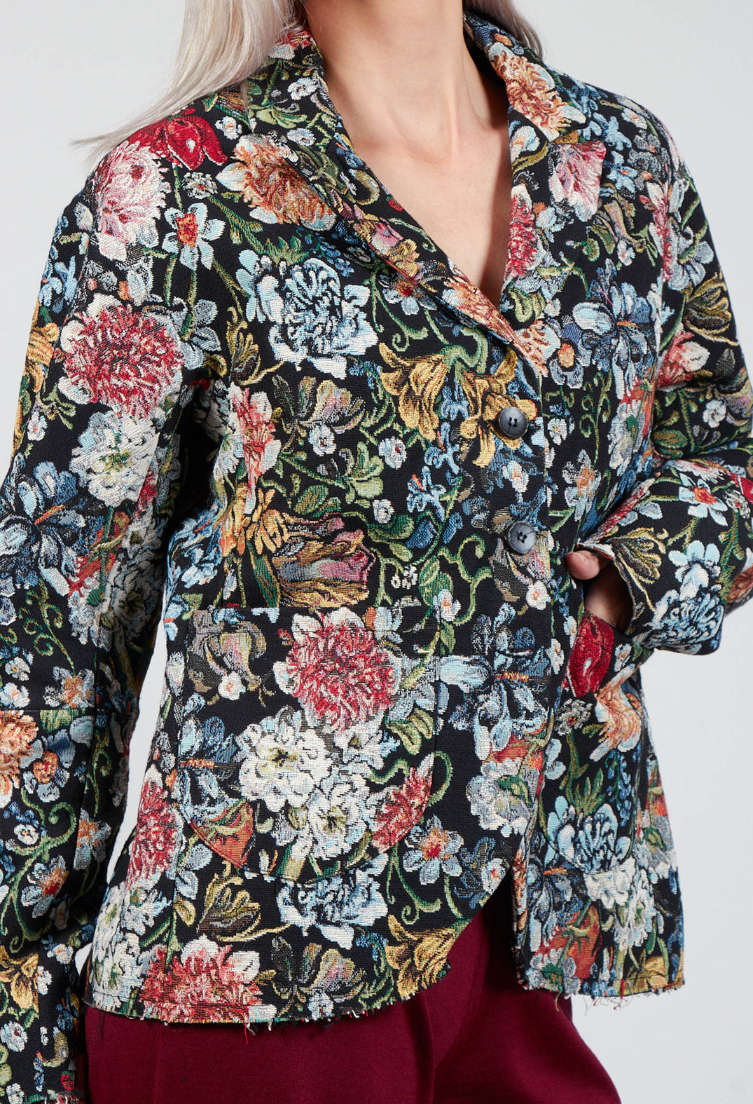 Embroidered Blazer in Multicolour