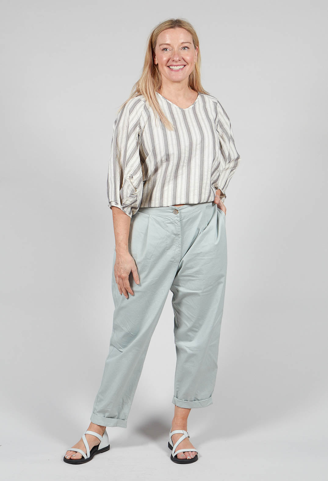 Peg Trousers in Ghiac