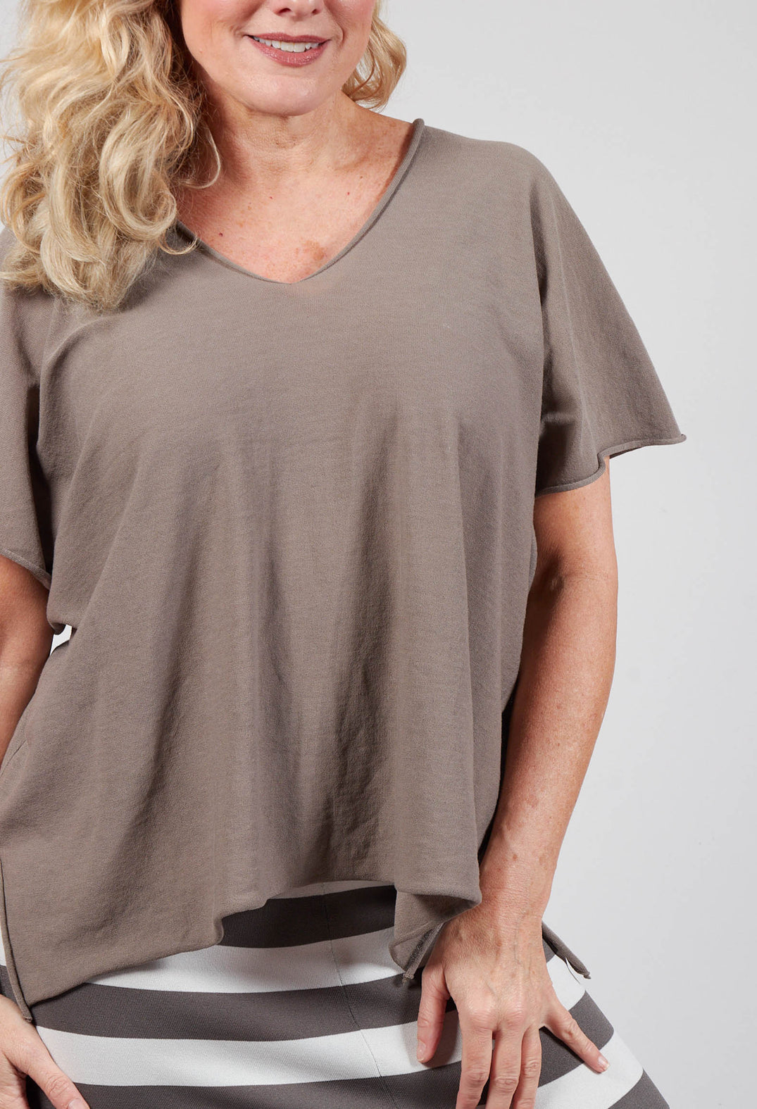 Boxy V-Neck Top in Army