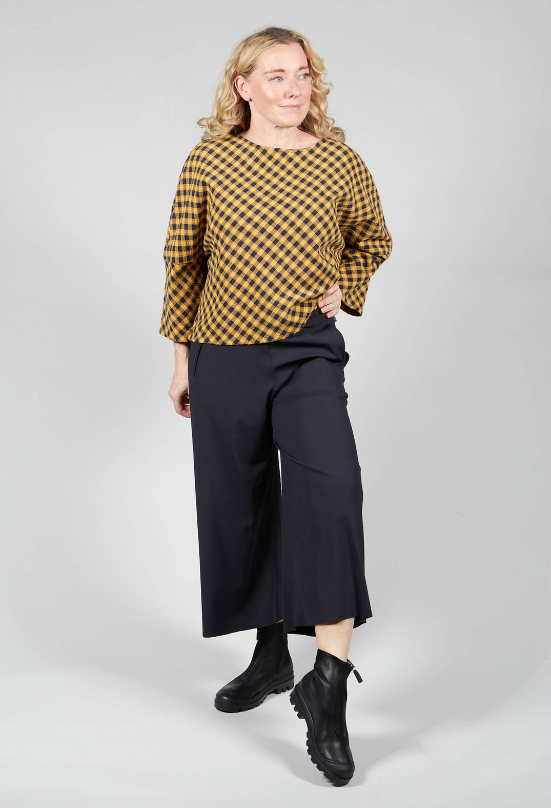 Pin Stripe Pants Skara in Black