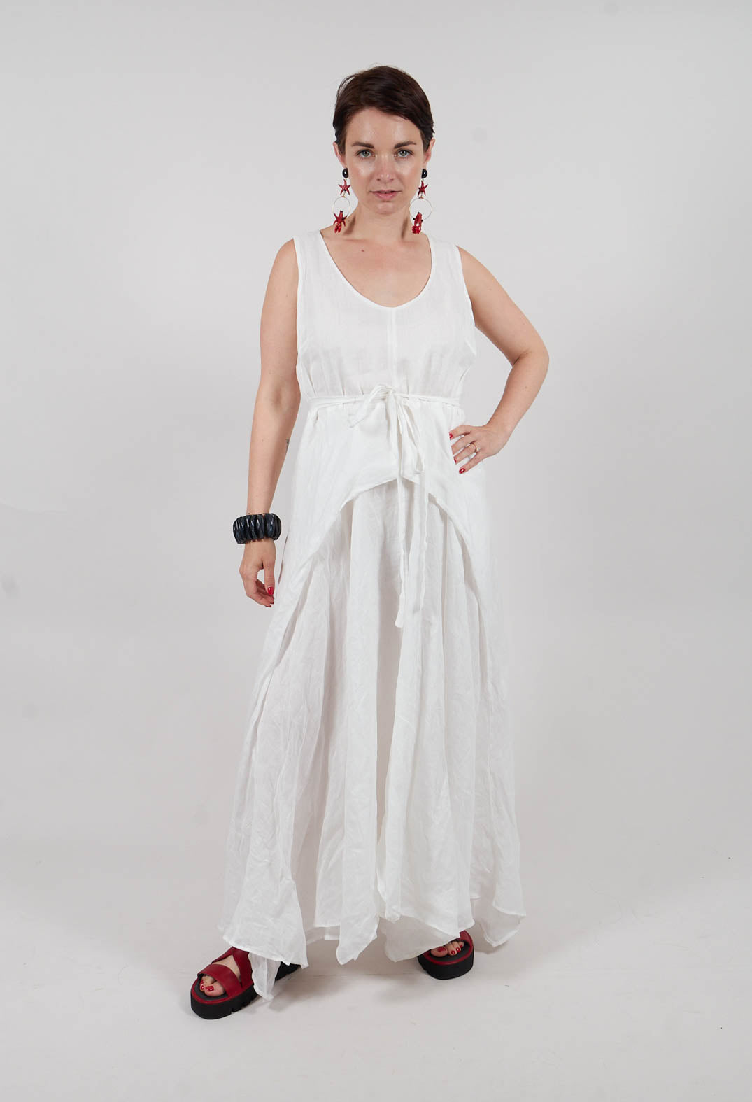 Inspiree Sleeveless Maxi Dress in Naturel