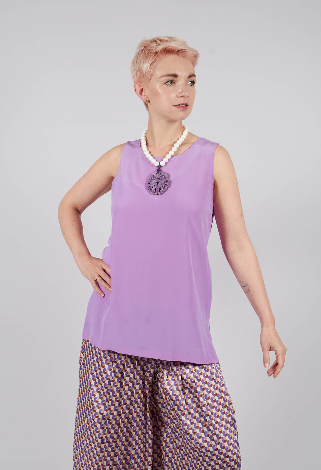 Sleeveless Top in Glicine-Wisteria