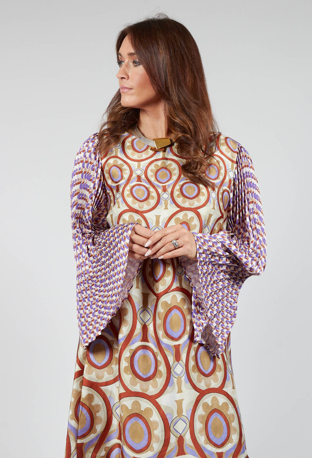 Printed Shift Dress in Beige/Malva