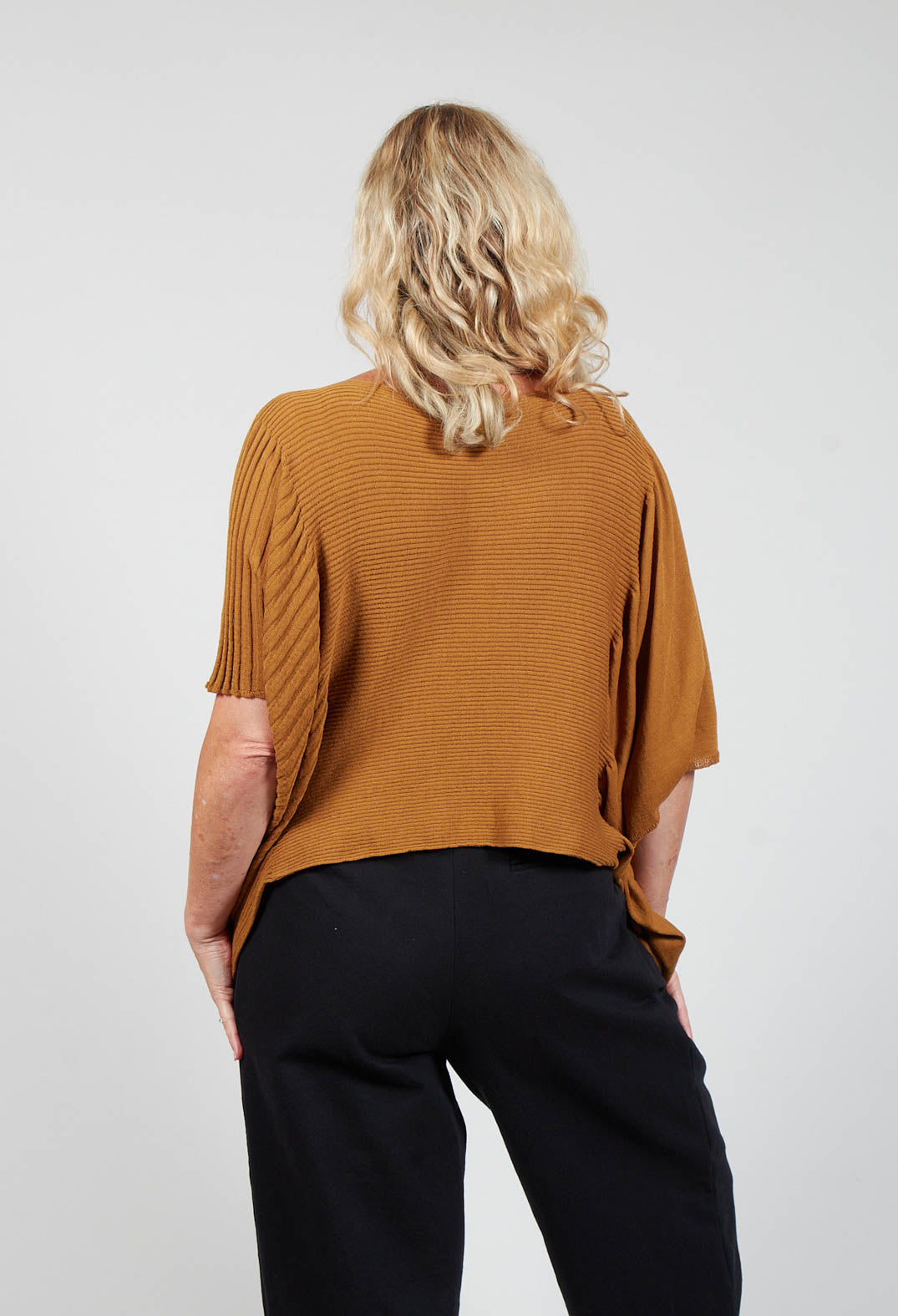 Boxy Top in Resina