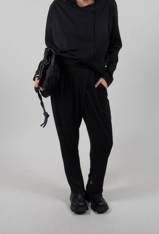 Pants Vemi7 in Black