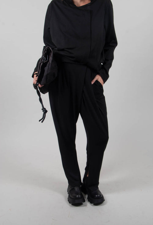Pants Vemi7 in Black