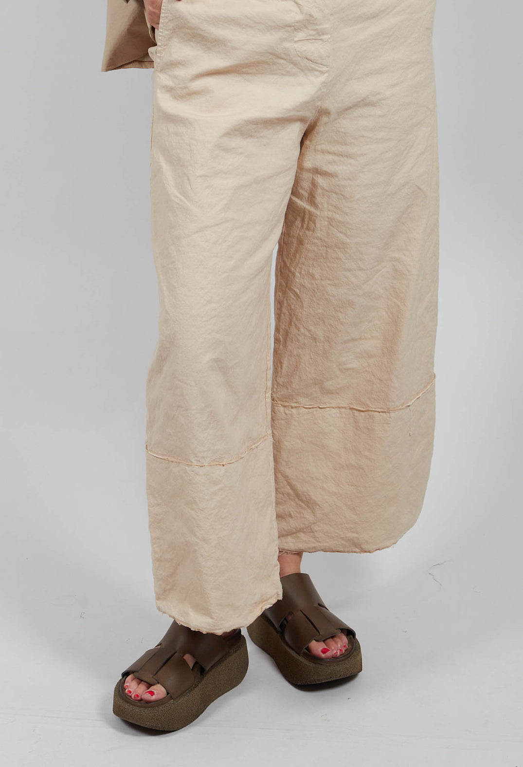 Wide Leg Trousers in Juta