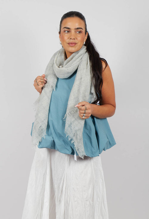 Scarf in Off White/Charcoal