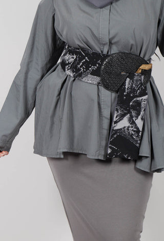 Printed Scarf in Purple/Black