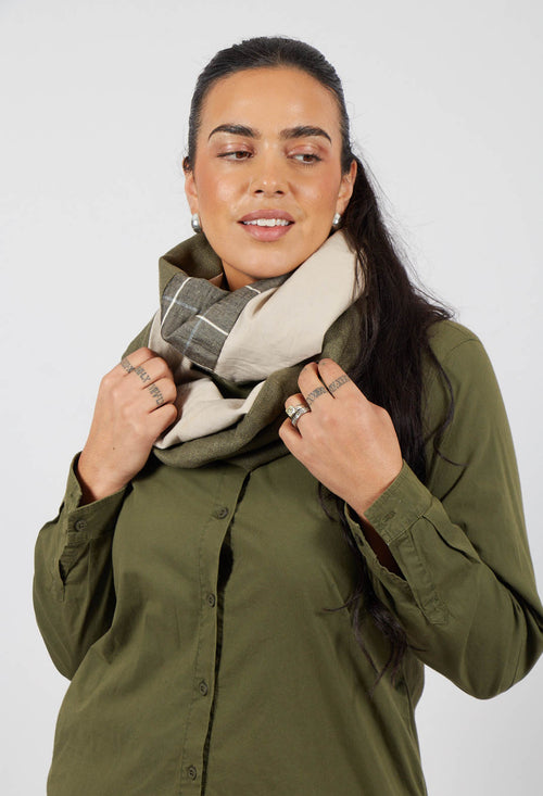 Printed Snood in Green/Grey