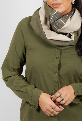 Printed Snood in Green/Grey