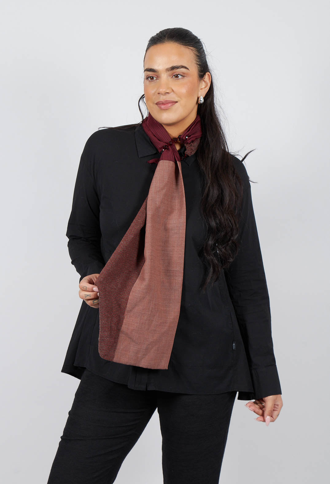 Gathered Scarf in Red/Burgundy