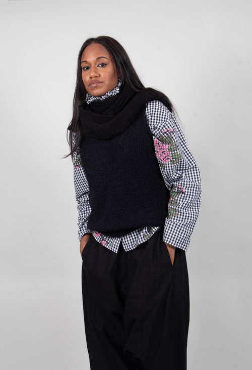 Detailaiv Teddybear Vest Top in Kaviar