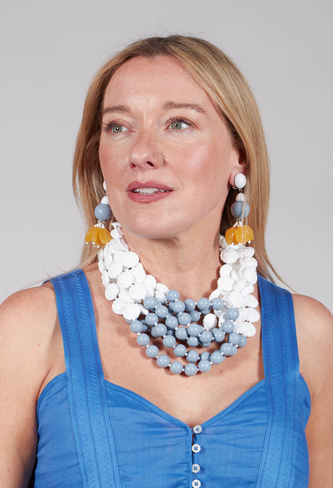 Frida Kahlo Bunch Necklace in Blue /White