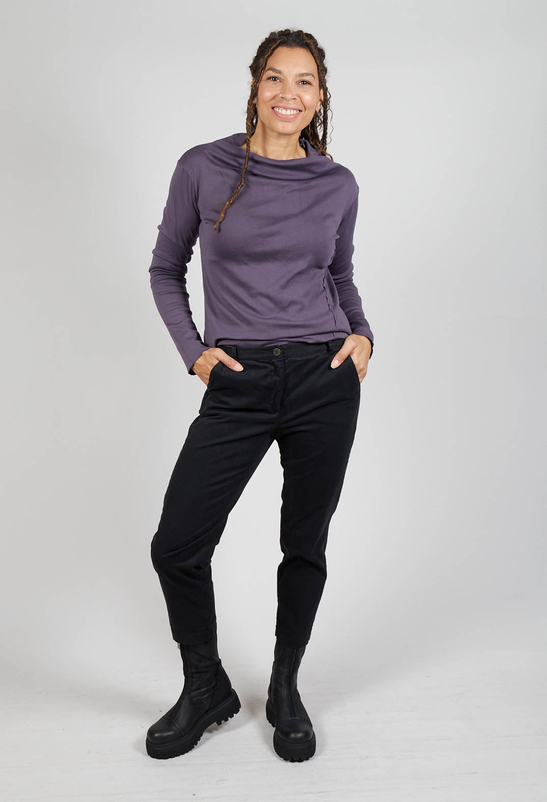 Straight Leg Trousers in Black