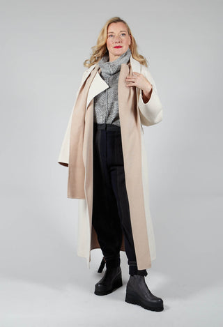 Coat in Bianco Beige