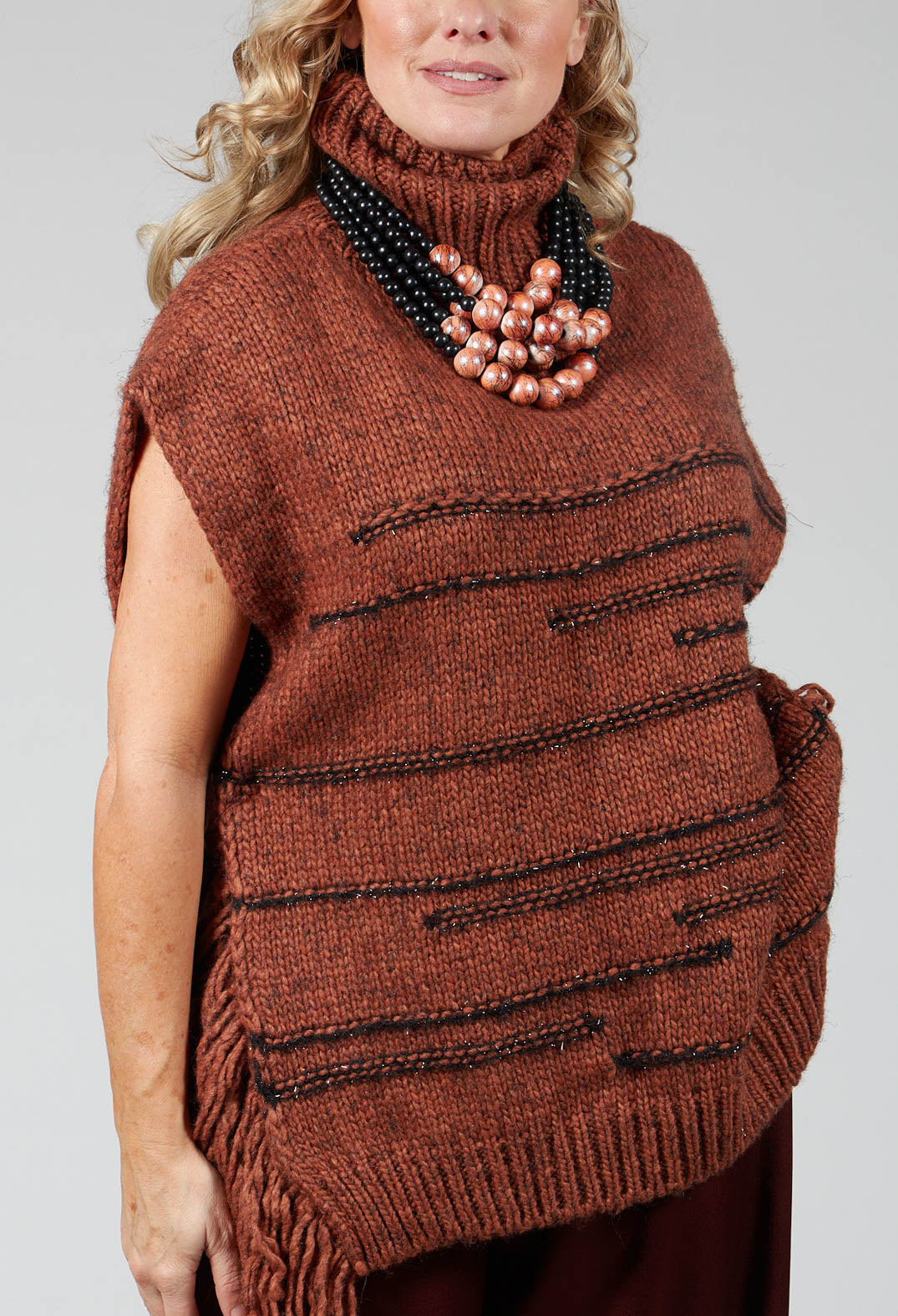 Knitted Cape in Ruggine Rust