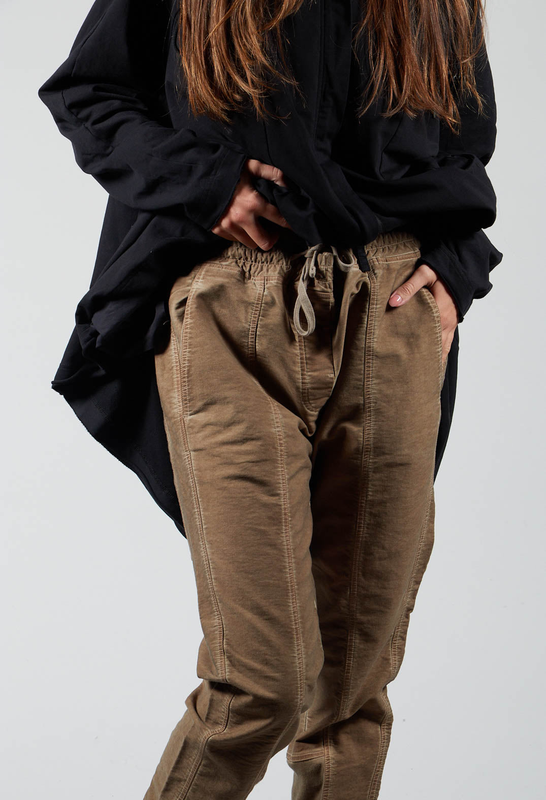 Black Cotton Trousers with Elasticated Waist in Walnut Cloud