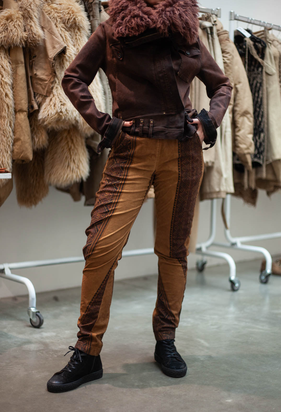PRE-ORDER - Slim Fit Trousers in Dakar Cloud Stripe - 2390101
