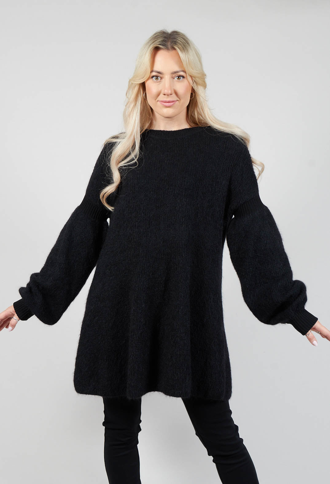 Knitted Flared Jumper Dress with Balloon Sleeves in Black
