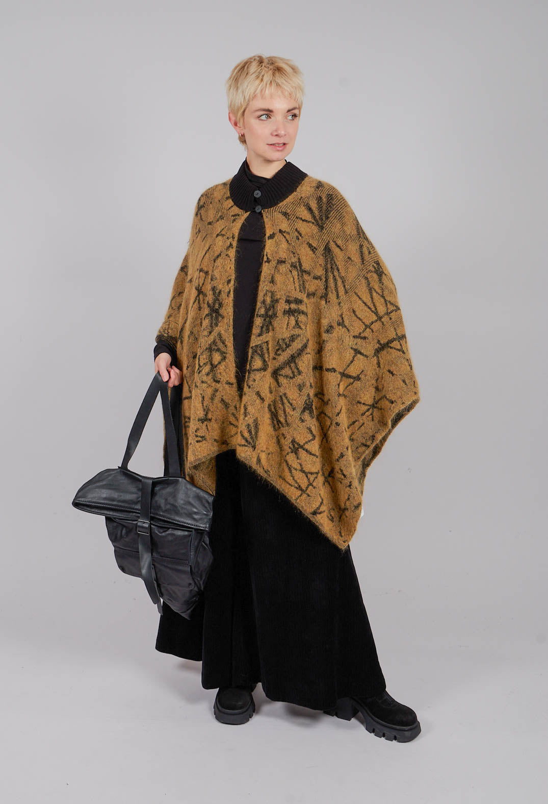 Nucci Trousers in Nero